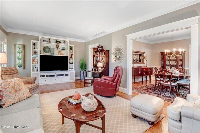 501 W Main Street, Mount Olive, NC 28365