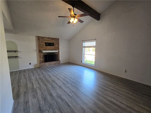 7234 Diamond Ridge Dr, Corpus Christi, TX 78413