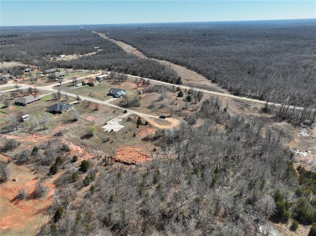 17147 Cottonwood Court, Newalla, OK 74857