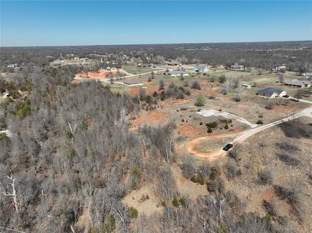 17147 Cottonwood Court, Newalla, OK 74857