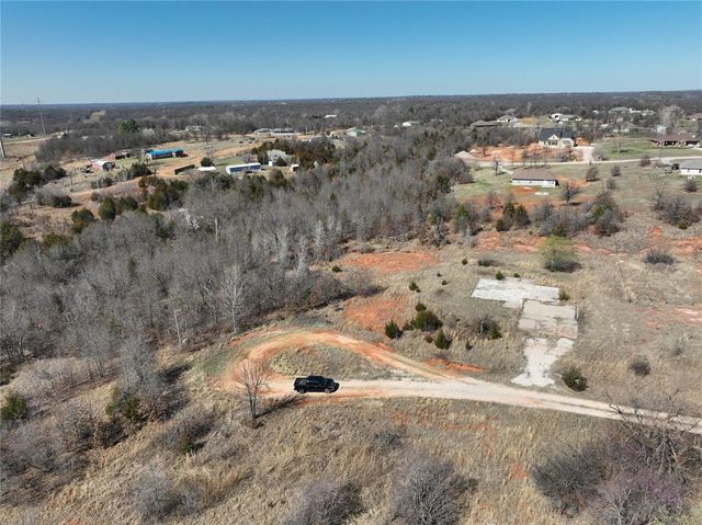 17147 Cottonwood Court, Newalla, OK 74857