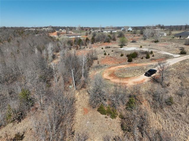 17147 Cottonwood Court, Newalla, OK 74857