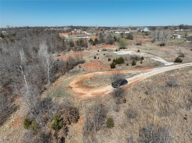 17147 Cottonwood Court, Newalla, OK 74857