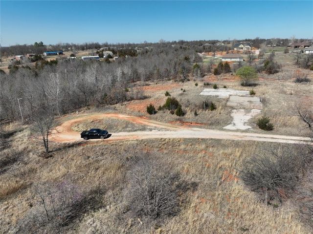 17147 Cottonwood Court, Newalla, OK 74857