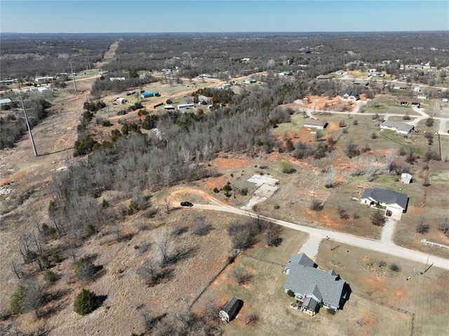 17147 Cottonwood Court, Newalla, OK 74857