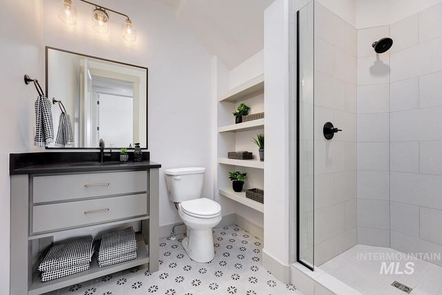 9295 W Sooty Grouse Ct, Boise, ID 83714