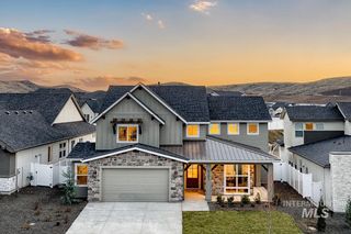 9295 W Sooty Grouse Ct, Boise, ID 83714