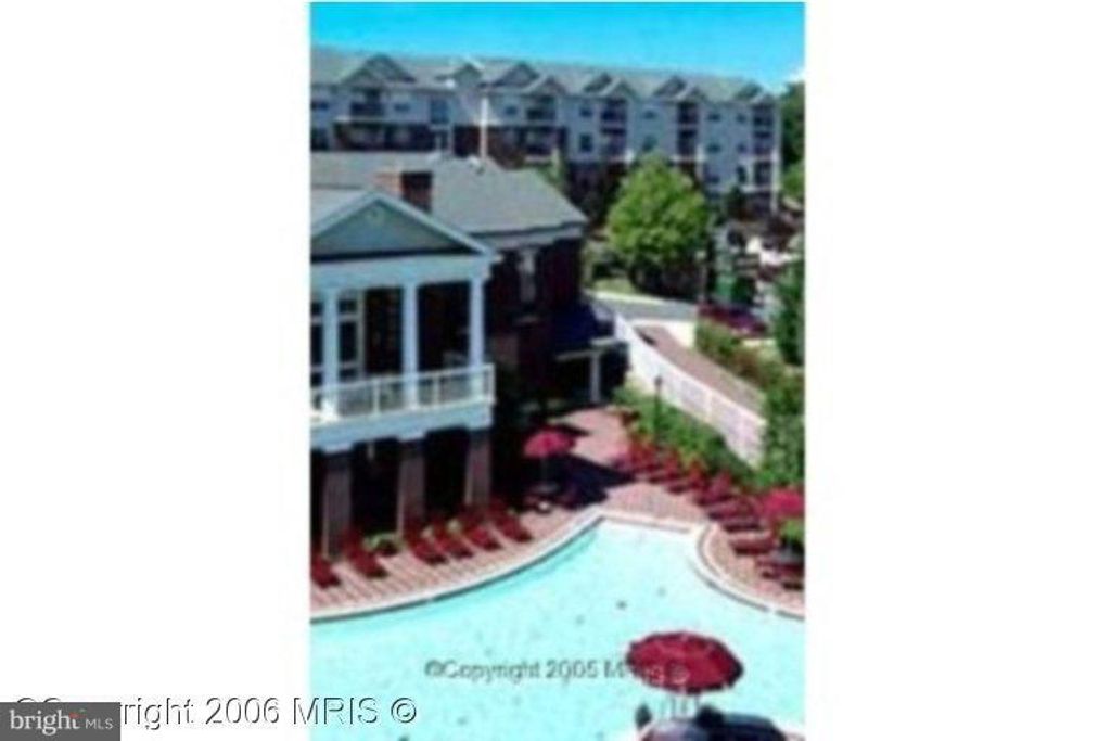 1581 SPRING GATE DR #5214, Mclean, VA 22102