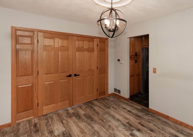 1680 Prairie Vista Circle, Bettendorf, IA 52722