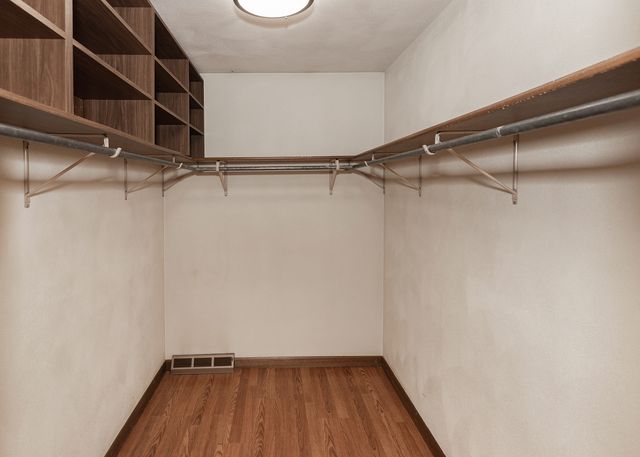 1680 Prairie Vista Circle, Bettendorf, IA 52722