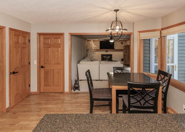 1680 Prairie Vista Circle, Bettendorf, IA 52722