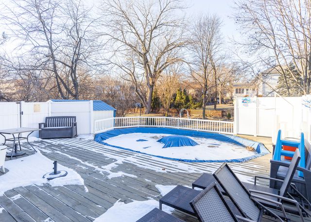 1680 Prairie Vista Circle, Bettendorf, IA 52722