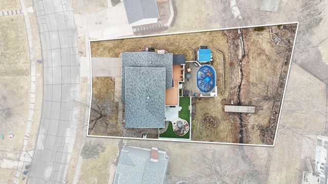 1680 Prairie Vista Circle, Bettendorf, IA 52722