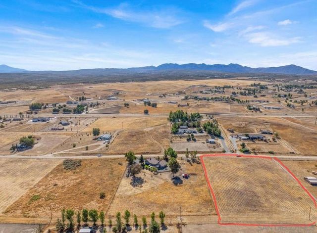 342 Indian Hill Trl, Aguanga, CA 92536