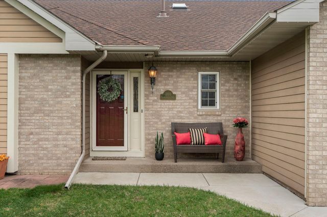 300 Ivory Avenue NE, Saint Michael, MN 55376