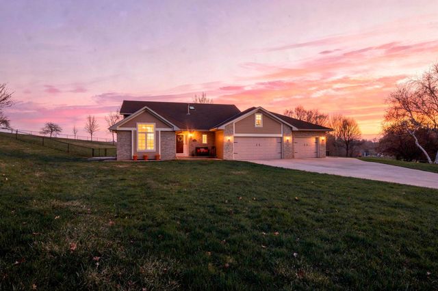 300 Ivory Avenue NE, Saint Michael, MN 55376