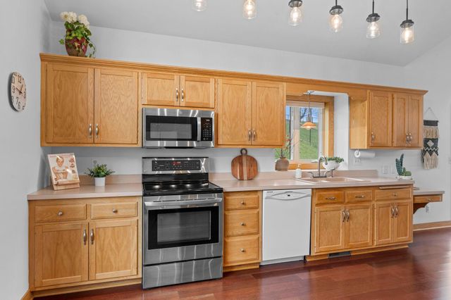 300 Ivory Avenue NE, Saint Michael, MN 55376