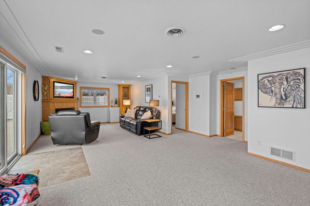 300 Ivory Avenue NE, Saint Michael, MN 55376