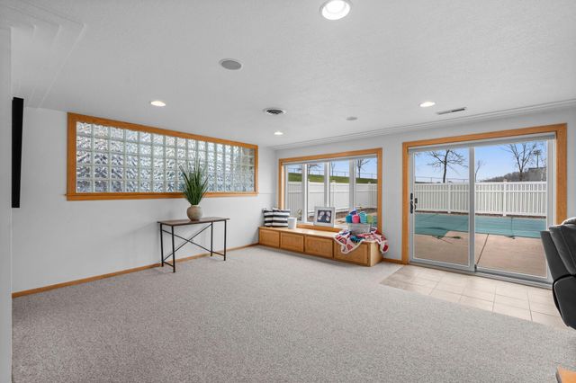 300 Ivory Avenue NE, Saint Michael, MN 55376