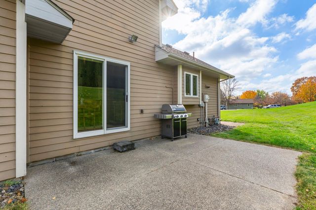 300 Ivory Avenue NE, Saint Michael, MN 55376