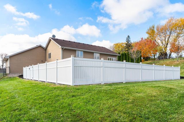 300 Ivory Avenue NE, Saint Michael, MN 55376