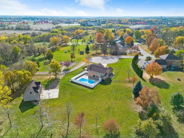 300 Ivory Avenue NE, Saint Michael, MN 55376