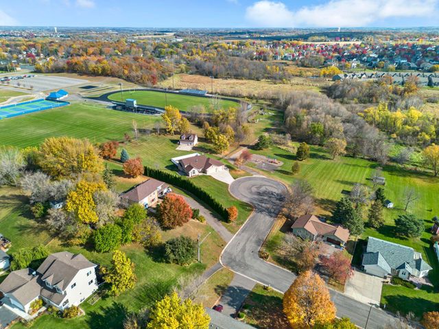 300 Ivory Avenue NE, Saint Michael, MN 55376