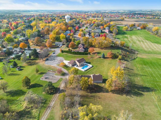 300 Ivory Avenue NE, Saint Michael, MN 55376