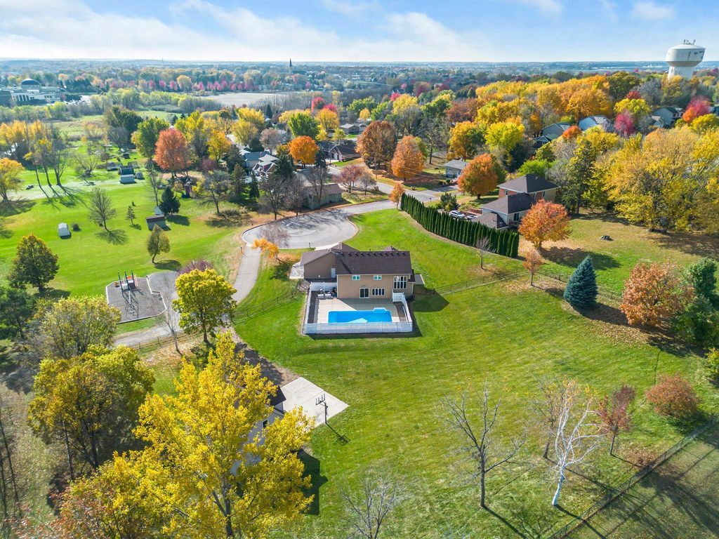 300 Ivory Avenue NE, Saint Michael, MN 55376