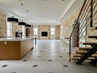 800-319 Cottageview Drive, Traverse City, MI 49684