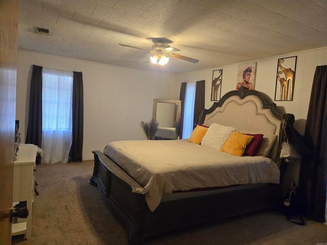 716 W Sypert Street, Nashville, AR 71852