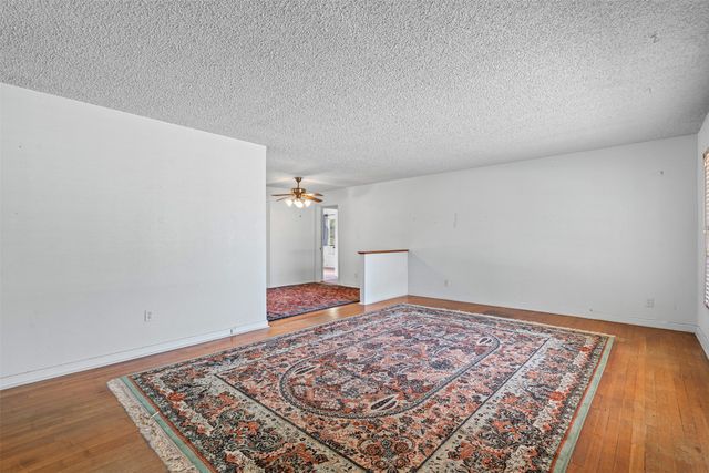 106 Oakwood Drive, Keene, TX 76059