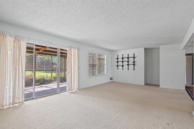 106 Oakwood Drive, Keene, TX 76059