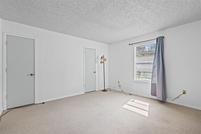 106 Oakwood Drive, Keene, TX 76059