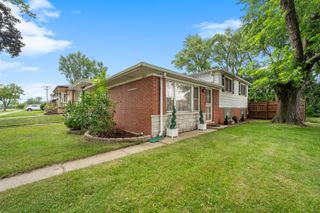 13059 S Buffalo Avenue, Chicago, IL 60633