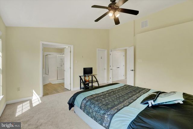 1898 PATRIOT ST, York, PA 17408