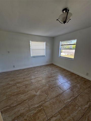 1847 NE 53rd St, Pompano Beach, FL 33064