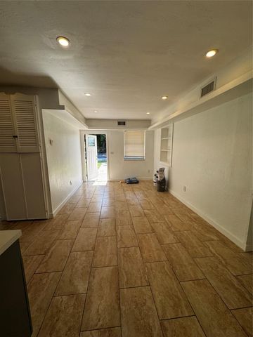 1847 NE 53rd St, Pompano Beach, FL 33064