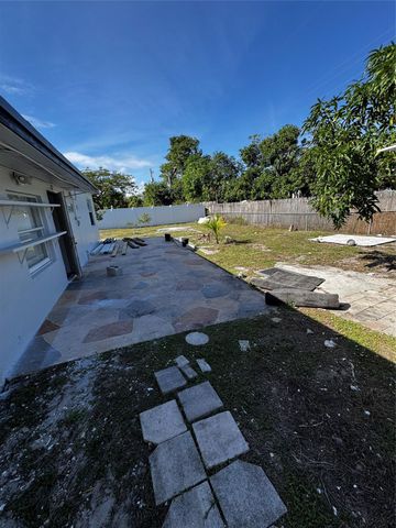 1847 NE 53rd St, Pompano Beach, FL 33064