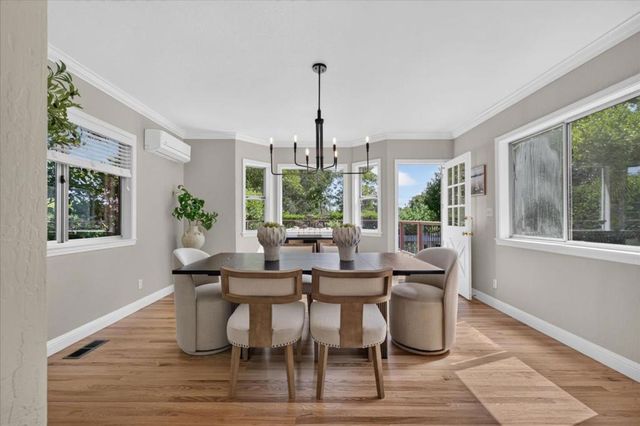 3723 Alameda De Las Pulgas, Menlo Park, CA 94025