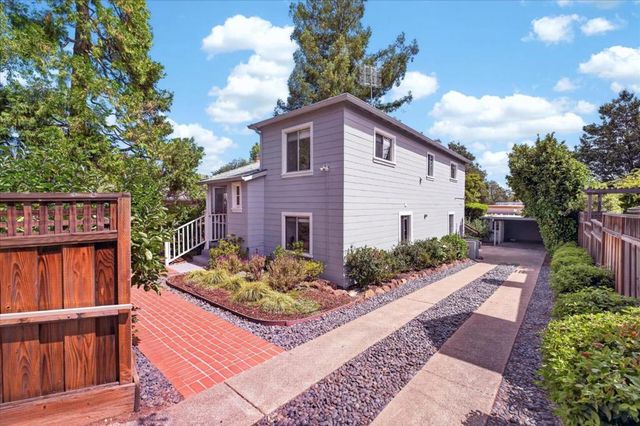 3723 Alameda De Las Pulgas, Menlo Park, CA 94025