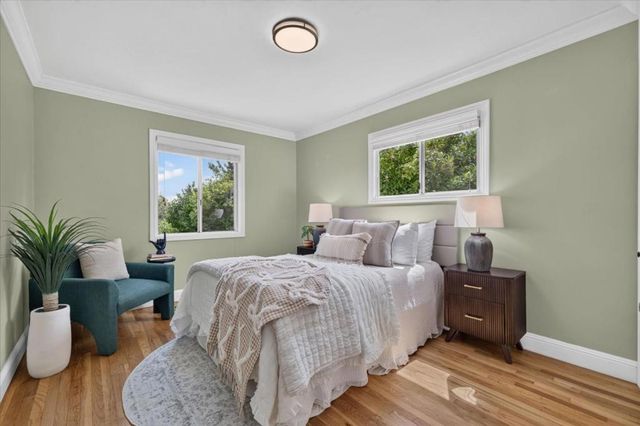3723 Alameda De Las Pulgas, Menlo Park, CA 94025