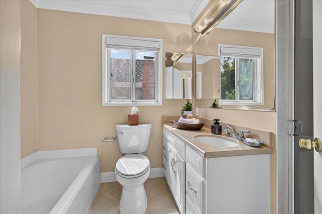 3723 Alameda De Las Pulgas, Menlo Park, CA 94025