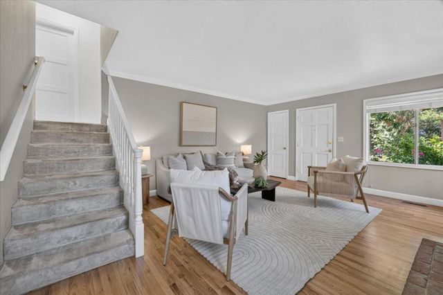 3723 Alameda De Las Pulgas, Menlo Park, CA 94025