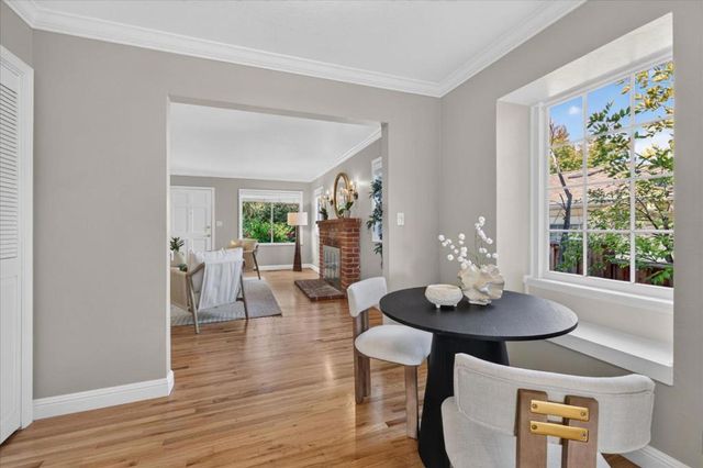 3723 Alameda De Las Pulgas, Menlo Park, CA 94025