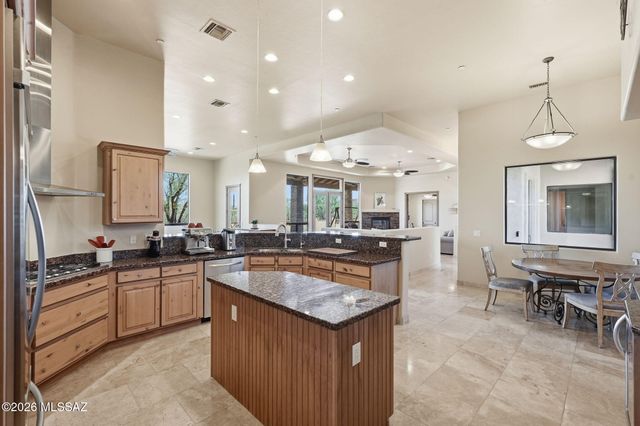 423 N Heritage Point Place, Sahuarita, AZ 85629