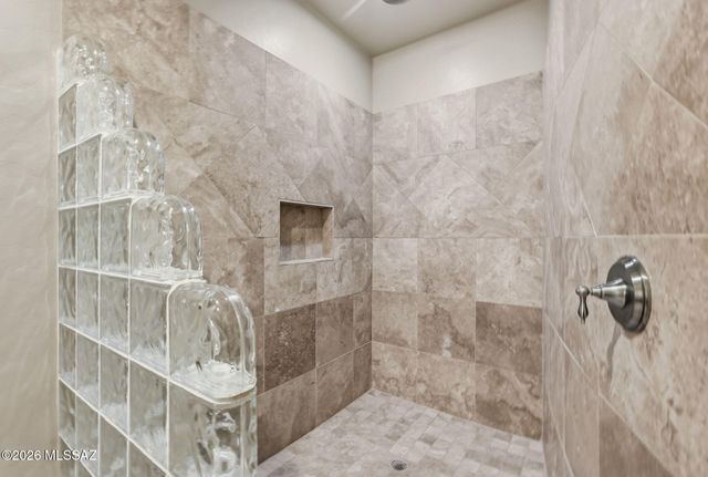 423 N Heritage Point Place, Sahuarita, AZ 85629