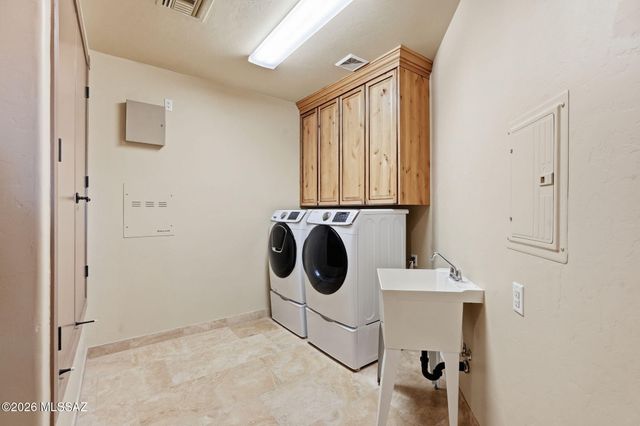 423 N Heritage Point Place, Sahuarita, AZ 85629
