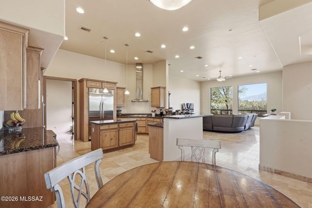 423 N Heritage Point Place, Sahuarita, AZ 85629