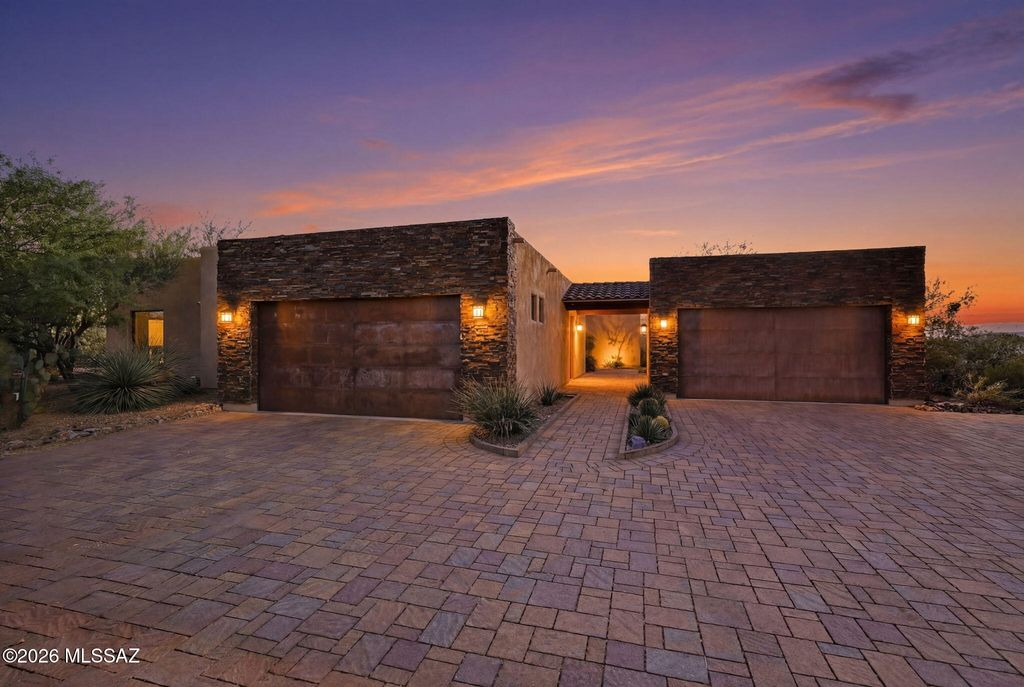 423 N Heritage Point Place, Sahuarita, AZ 85629